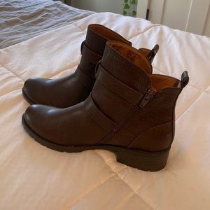 Brand New Croft&Barrow boots